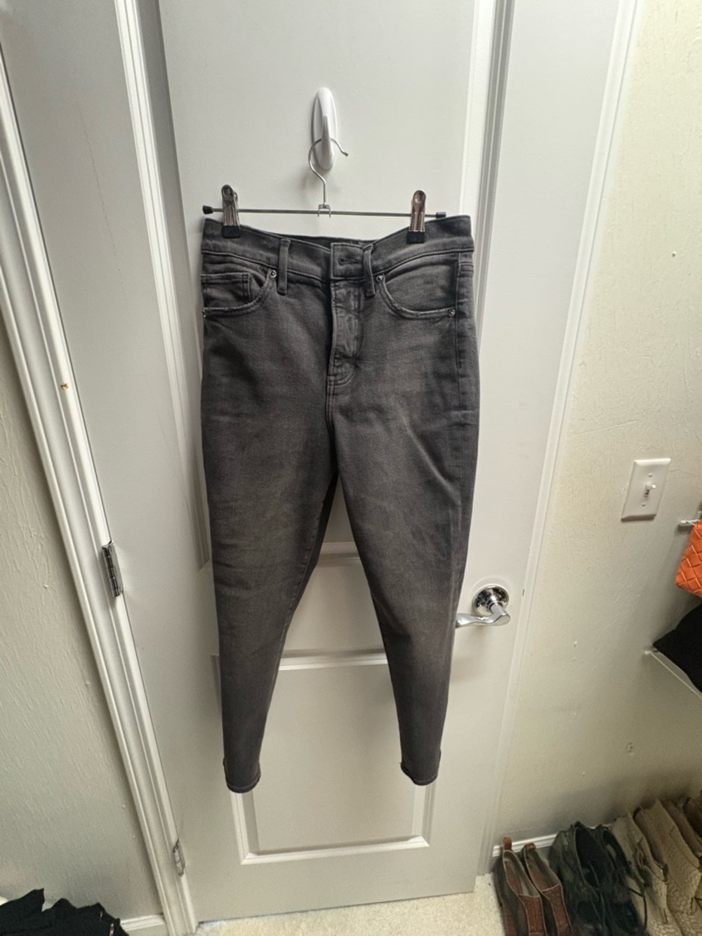 Express black Gray wash High-Rise Women's Skinny Jeans short never worn